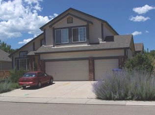 1435 Auburn Ct, Longmont, CO 80503