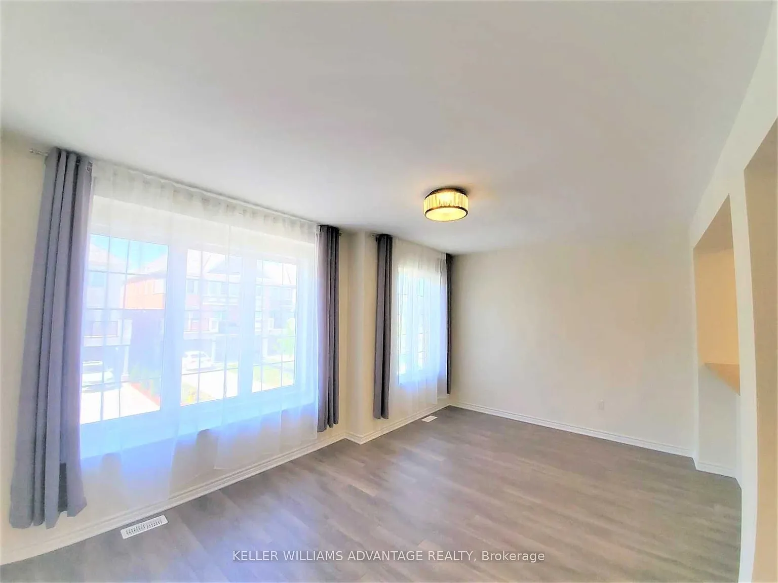 4 bed, $3,900 — Photo 3