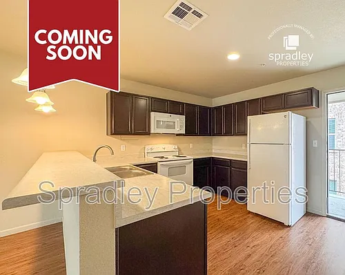 255 E 5th Ave #123 Photo 1