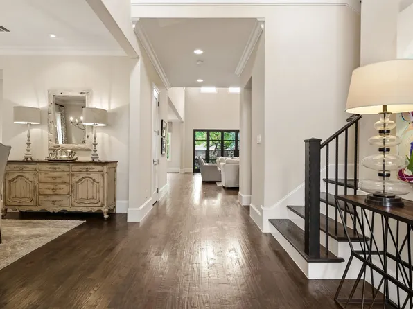 6635 Park Ln, Dallas, TX 75225