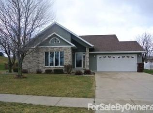 231 Leiser St, Herscher, IL 60941