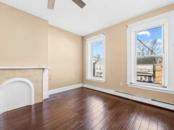 37 Belmont Avenue image 4 of 18