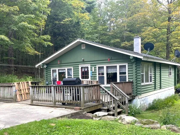 119 Johnson Rd, Becket, MA 01223