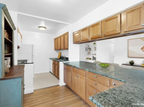 7401 Shore Road image 9 of 22