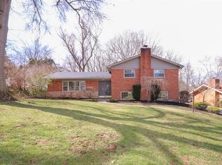 1018 Newcastle Dr, Cincinnati, OH 45231