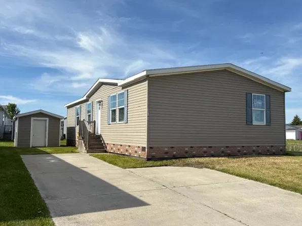 33143 Aspen Ct, New Haven, MI 48048