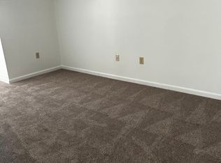 1280 Hunters Ridge Dr, Mechanicsburg, PA 17050