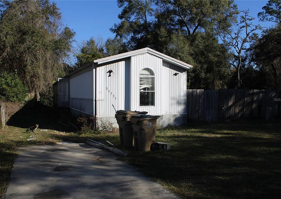 1st image of 31735 S Lake Dr