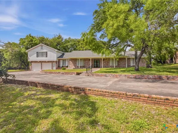 15 Jade Dr, Victoria, TX 77904