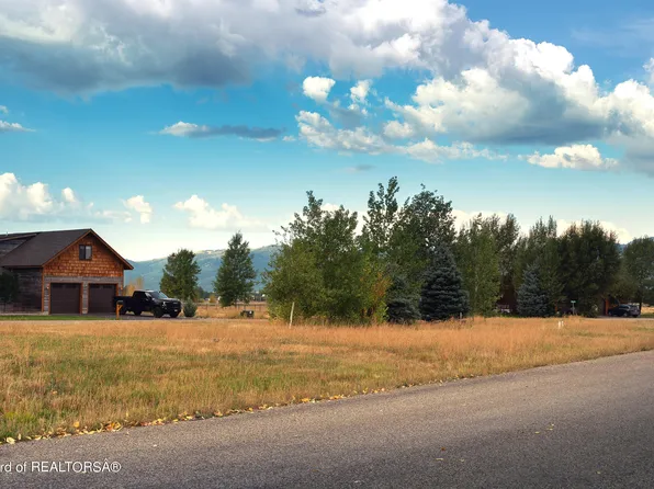 1170 Kayak Loop, Victor, ID 83455