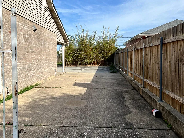 3833 Corinne Ave — Photo 19