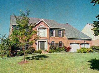 482 Vista Glen Dr, Springdale, OH 45246