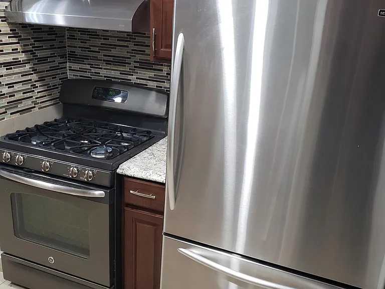 5402 Williams St — Photo 3