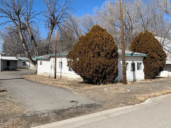 215 N Mesa Verde Ave, Aztec, NM 87410