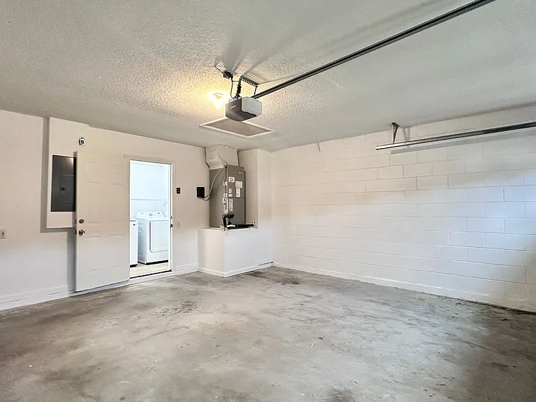 1709 Pine Bay Dr — Photo 33