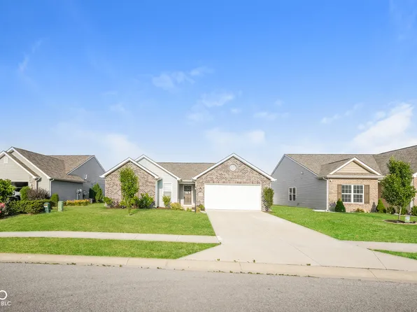 1649 Glen Hollow Dr, Fort Wayne, IN 46814