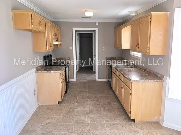 5th image of 3461 Earlynn Dr