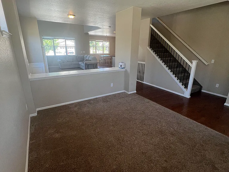 2200 Winding Dr #2 — Photo 9