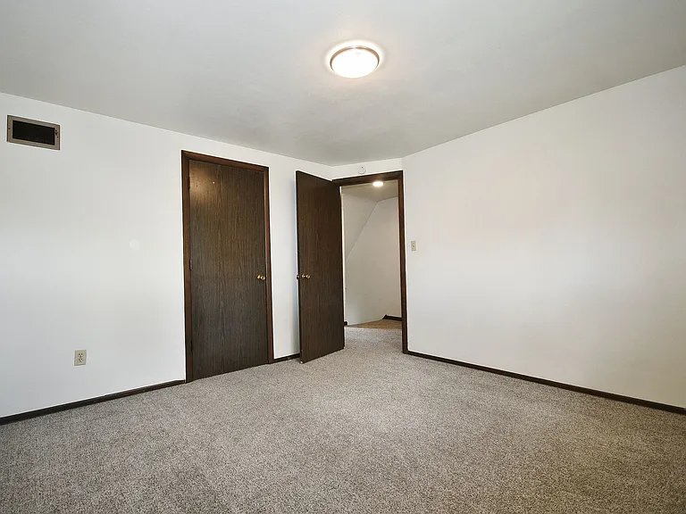 427 Manor Rd #3 — Photo 17