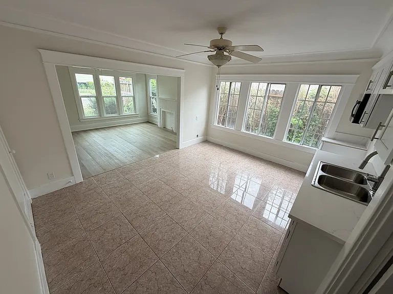 859 N Wilton Pl #1 — Photo 23