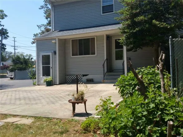 551 Rosevale Ave, Ronkonkoma, NY 11779
