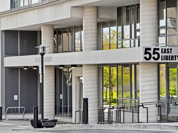 55 E Liberty St #1804, Toronto, ON M6K 3P9