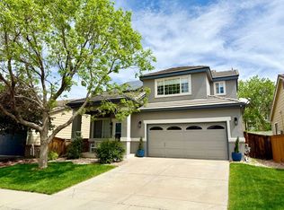 387 Ivory Cir, Aurora, CO 80011