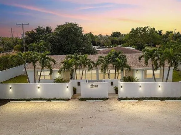 2000 NE 17 Court, Fort Lauderdale, FL 33304