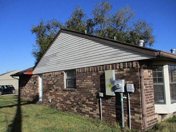 5th image of 3728 Baker Dr