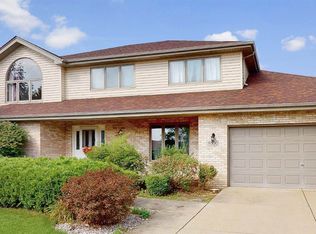 19500 Bedford Ln, Mokena, IL 60448