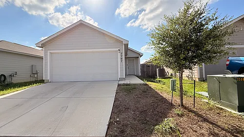 7707 Chancery Gate Photo 1