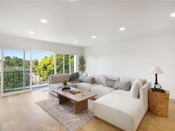 3695 Linden Ave Unit 10C, Long Beach, CA 90807