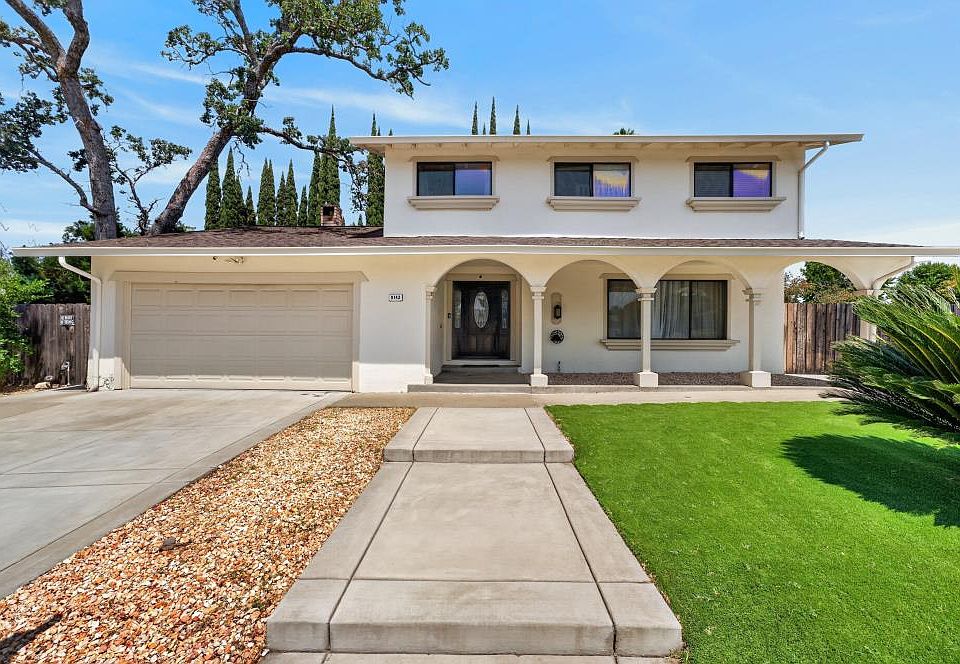 1st image of 8143 Highwood Way