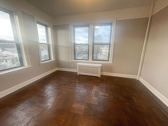 3rd image of 89-03 104th St