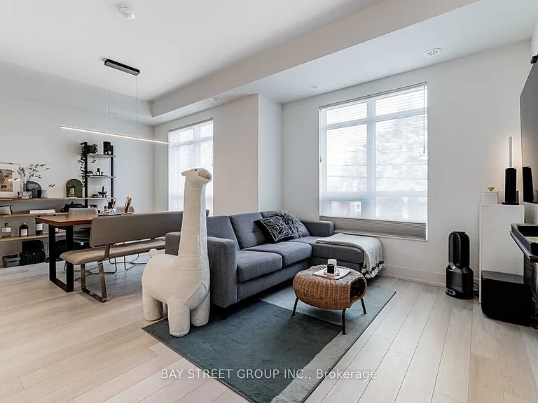 52 Holmes Ave #10 — Photo 4