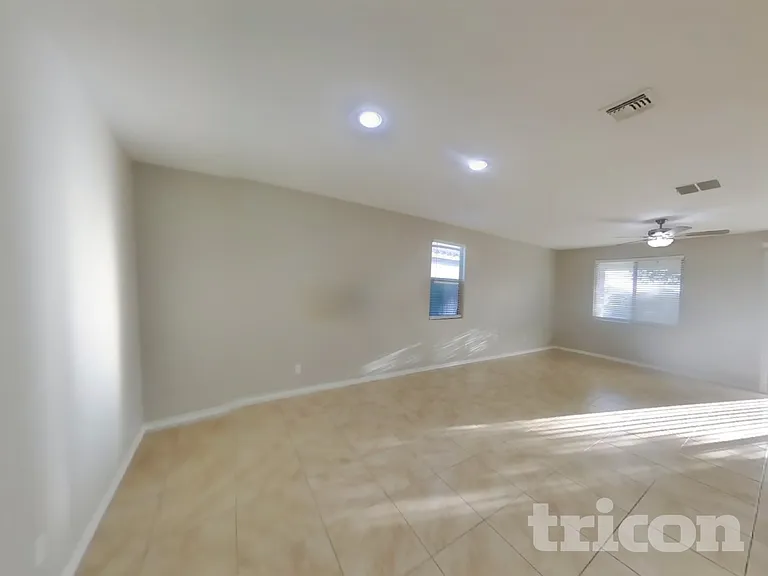 34953 N Open Range Dr — Photo 3