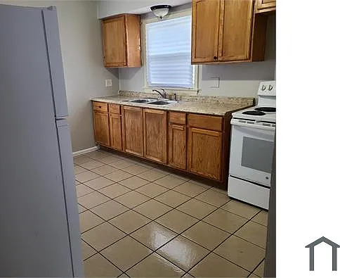 5266 N 84th St #UPPER — Photo 3