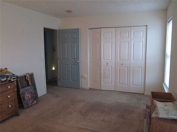 5th image of 52 Sparrow Dr