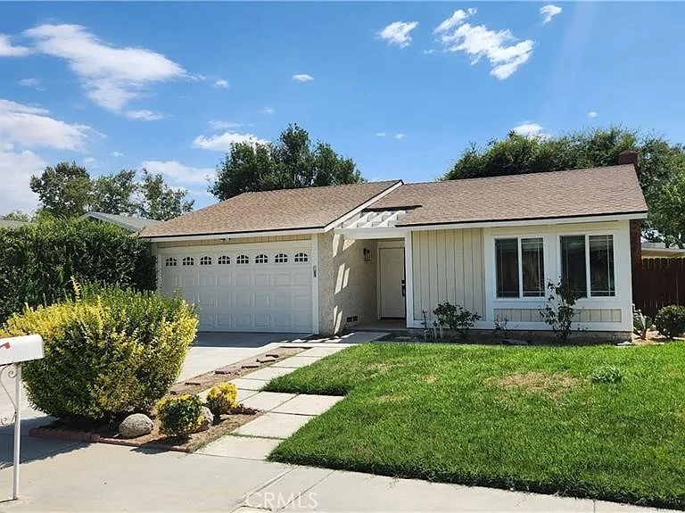 10160 Medallion Pl — Photo 1
