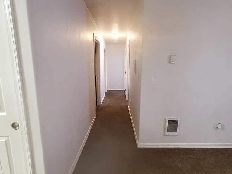 16 Diane Rd #D — Photo 7