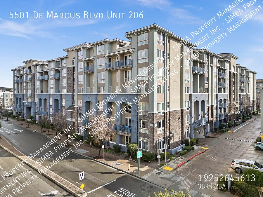 De Marcus — Photo 1