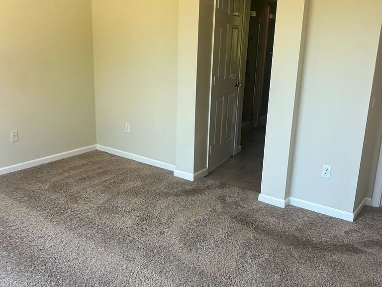 1205 Shadow Glen Ln — Photo 46