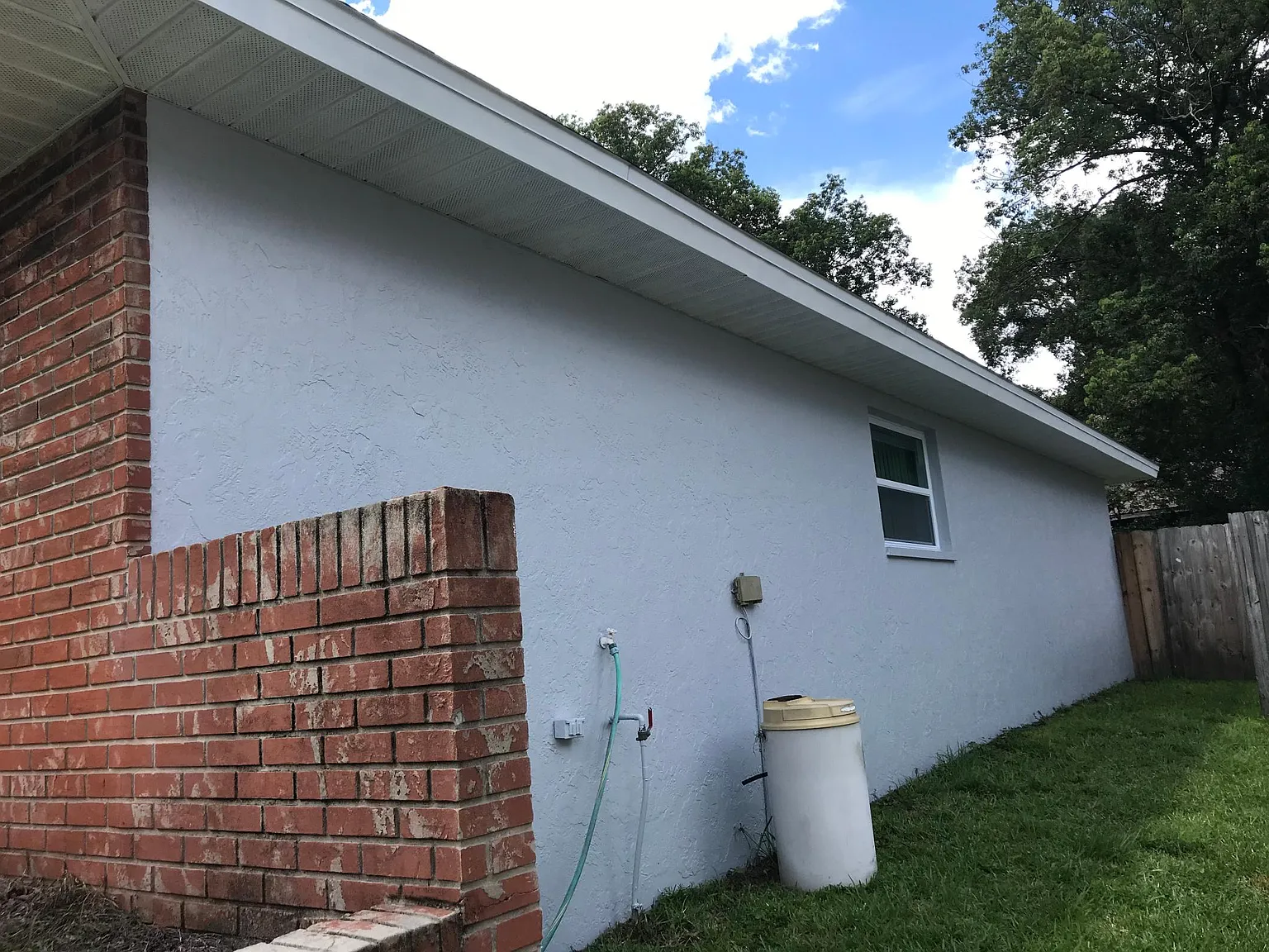 3132 Hillside Ln — Photo 4