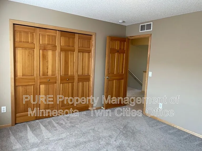3152 Legacy Ln — Photo 11