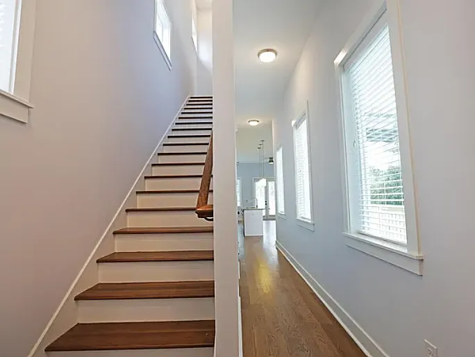 50 F St — Photo 8