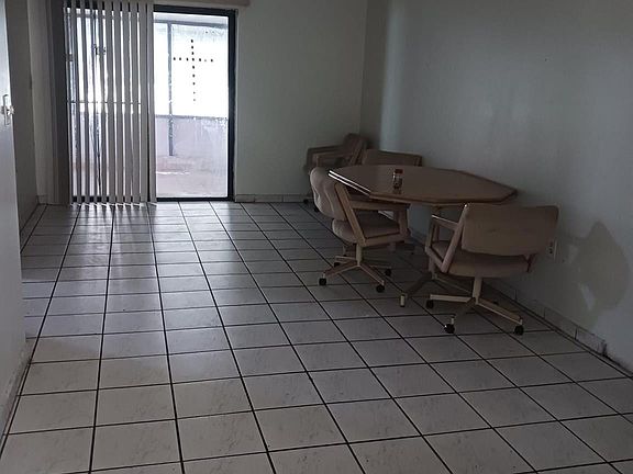 4th image of 8808 NW 112th Terrace