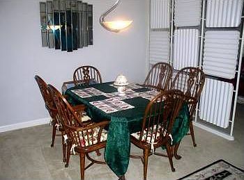 4th image of 5800 W 105th St APT 1E