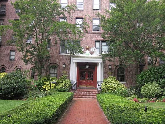 2nd image of 83-80 118th St #4L
