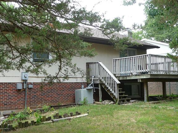 3rd image of 1515 Westview Dr