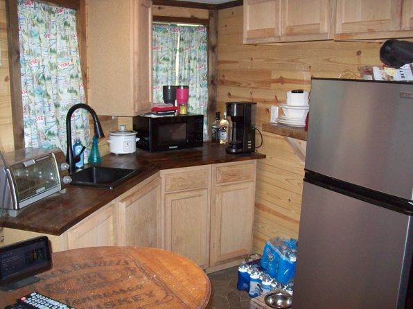 6822 Snake Hollow Rd, Sneedville, TN 37869